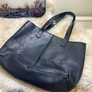 UGG Mens Leather Laptop Bag in Black Leather